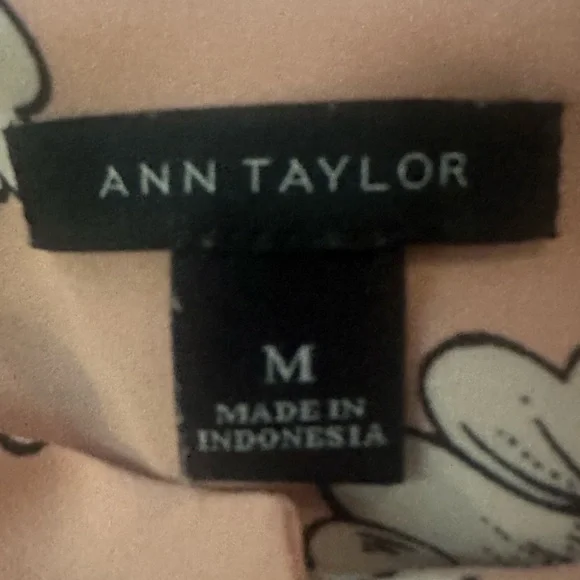 Ann Taylor Pink Floral Button Down Shirt - Picture 2 of 7